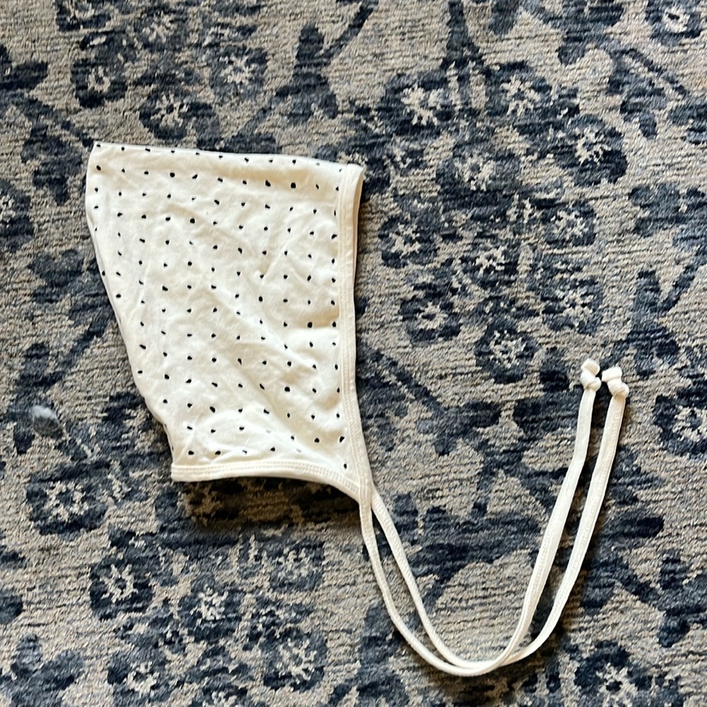 Briar baby 12-24 mo bonnet